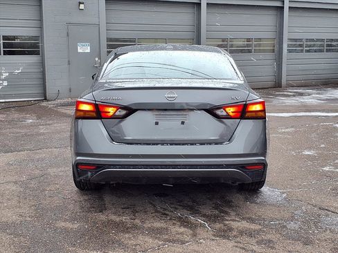 Used 2024 Nissan Altima 2.5 SV image 44
