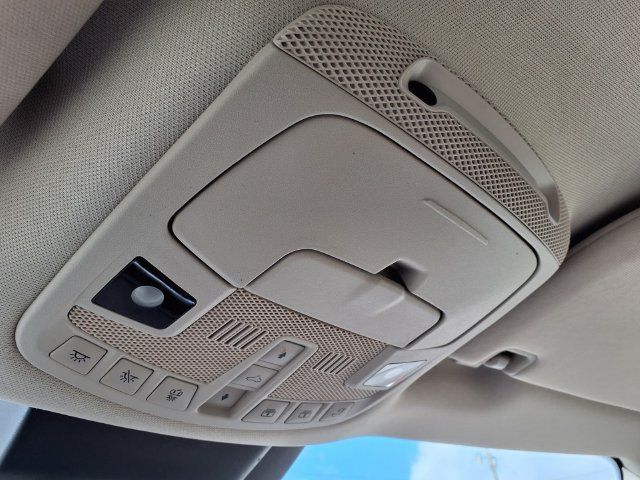 Used 2019 Lincoln Navigator Reserve AWD/4WD image 18