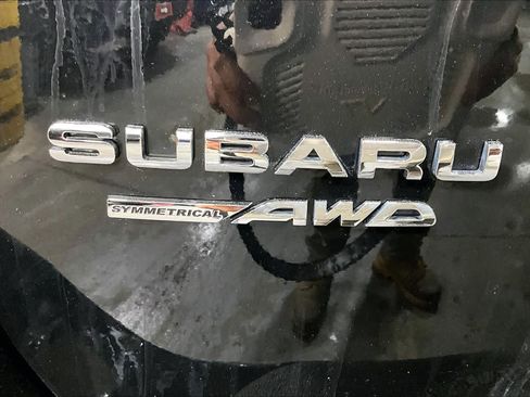 Used 2021 Subaru Forester Premium image 9