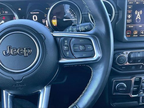 Used 2021 Jeep Wrangler Unlimited Sahara w/ Cold Weather Group image 11