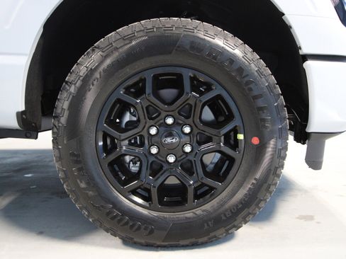 New 2025 Ford F150 XLT w/ Equipment Group 302A MID image 34