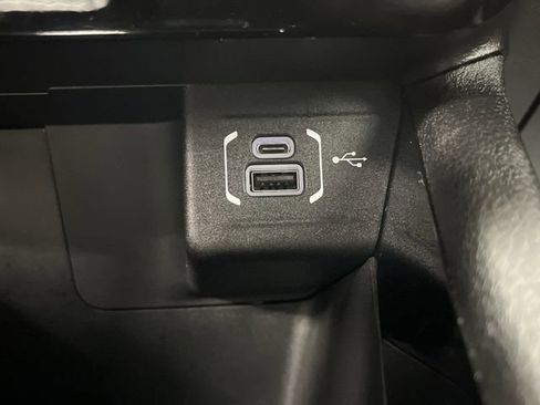 Certified 2024 Jeep Compass Limited image 22