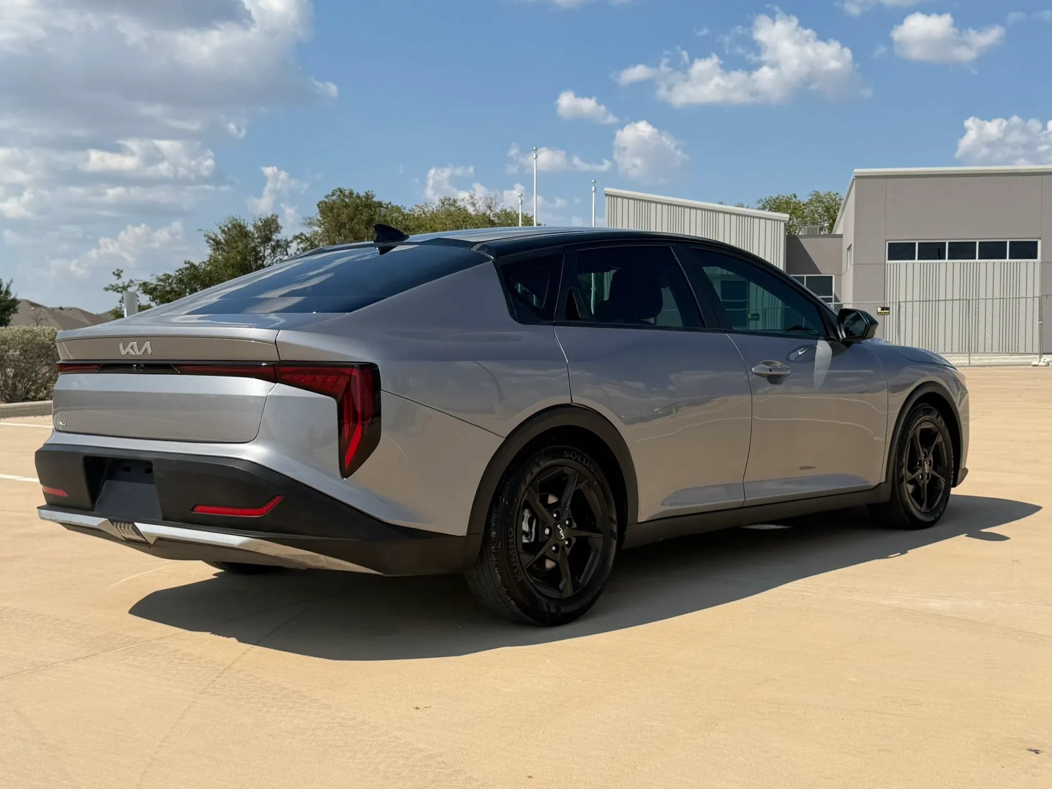 Used 2025 Kia K4 FWD image 6