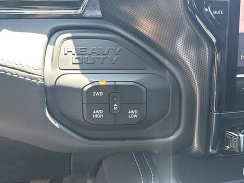 New 2026 RAM 2500 Limited AWD/4WD image 29