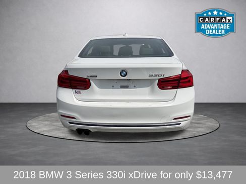 Used 2018 BMW 330i xDrive Sedan AWD/4WD image 4