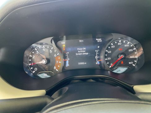 Used 2025 Jeep Compass Limited image 41