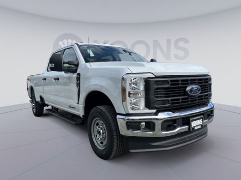 New 2026 Ford F350 XL w/ XL Chrome Package image 10