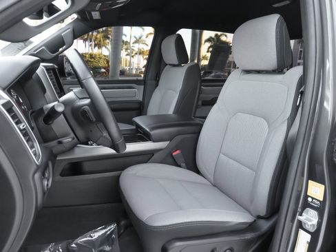 Used 2022 RAM 1500 Big Horn image 7