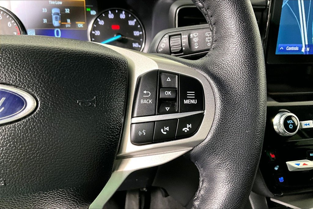 Used 2023 Ford Explorer Limited AWD/4WD image 19