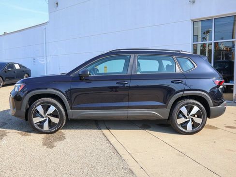 Used 2025 Volkswagen Taos S AWD/4WD image 2