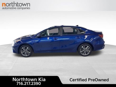 Certified 2023 Kia Forte LXS w/ LXS Technology Package FWD image 3