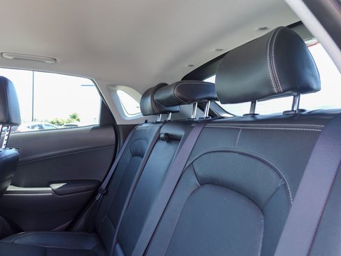 Used 2021 Hyundai Kona Limited AWD/4WD image 26