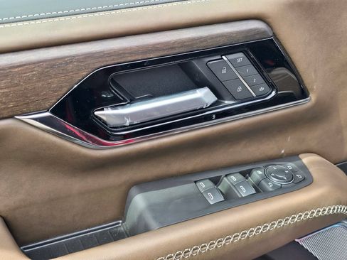 New 2026 GMC Yukon Denali Ultimate AWD/4WD image 20