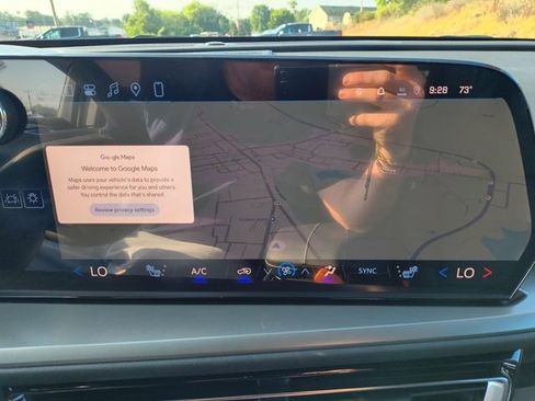 New 2026 Chevrolet Traverse LT w/ Enhanced Driving Package image 25