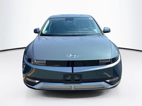 Certified 2024 Hyundai Ioniq 5 SEL image 8