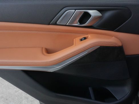 Used 2023 BMW X5 xDrive40i w/ Premium Package image 33