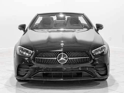 Used 2023 Mercedes-Benz E 450 Cabriolet image 3
