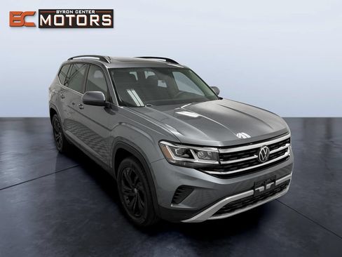 Used 2022 Volkswagen Atlas SE AWD/4WD image 7
