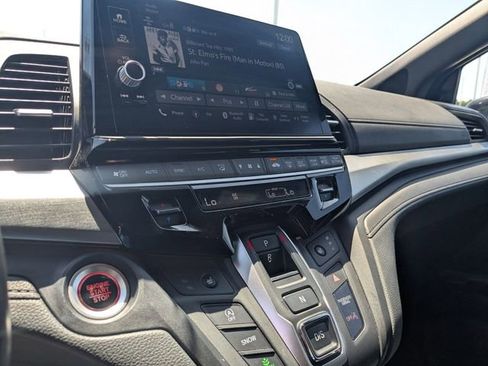 Used 2025 Honda Odyssey Sport-L image 23