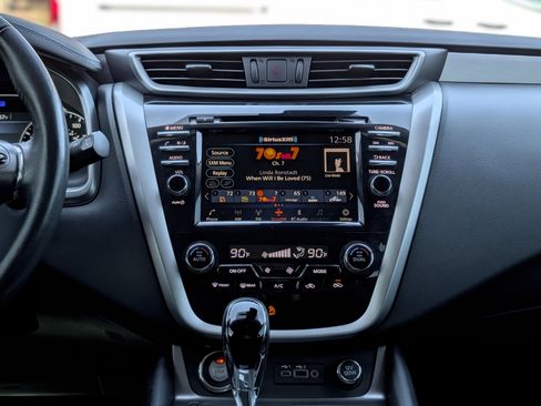 Used 2020 Nissan Murano SV image 15