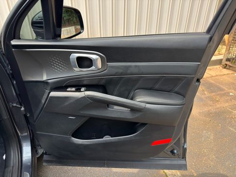 Used 2022 Kia Sorento SX FWD image 42