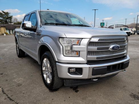 Used 2017 Ford F150 Platinum image 3