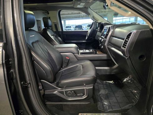 Used 2020 Ford Expedition Platinum image 34