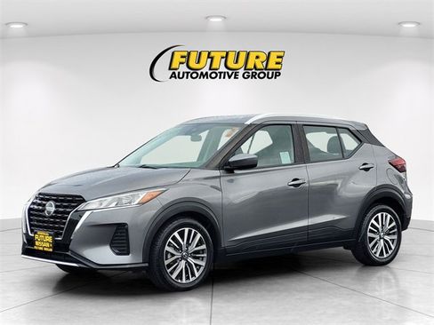 Certified 2021 Nissan Kicks SV image 5