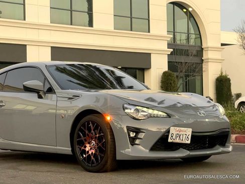 Used 2018 Toyota 86 image 9