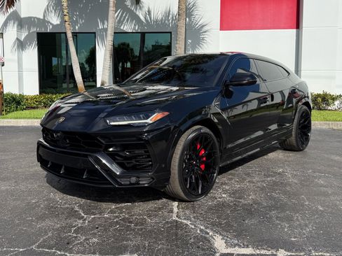 Used 2019 Lamborghini Urus AWD/4WD image 5