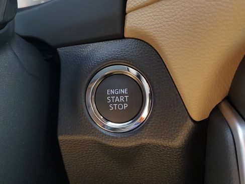 New 2025 Toyota RAV4 Limited image 31