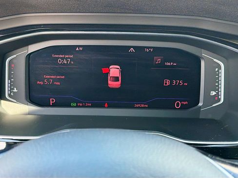Used 2019 Volkswagen Jetta SEL w/ Cold Weather Package FWD image 39