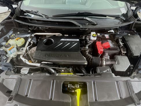 Used 2025 Nissan Rogue SV AWD/4WD image 33