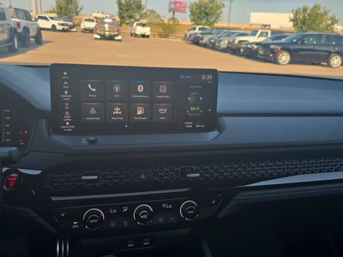 Used 2025 Honda Accord Sport image 34