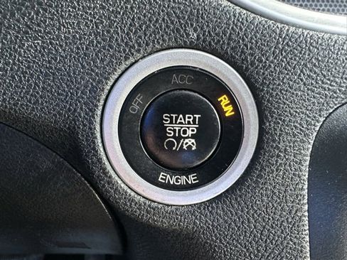 Used 2015 Dodge Charger R/T w/ Plus Group image 29