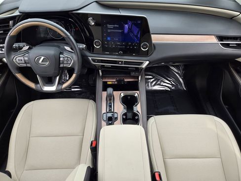 Used 2023 Lexus RX 350 Premium image 34