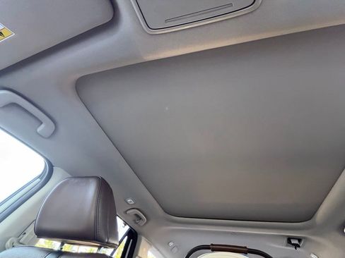 Used 2023 Honda Pilot Elite image 21