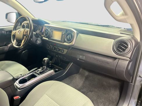 Used 2019 Toyota Tacoma SR5 image 26