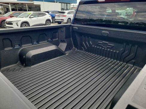 Certified 2023 Chevrolet Silverado 1500 Custom image 6