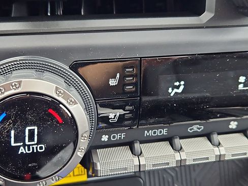 New 2026 Toyota Tacoma 4x4 Double Cab image 12