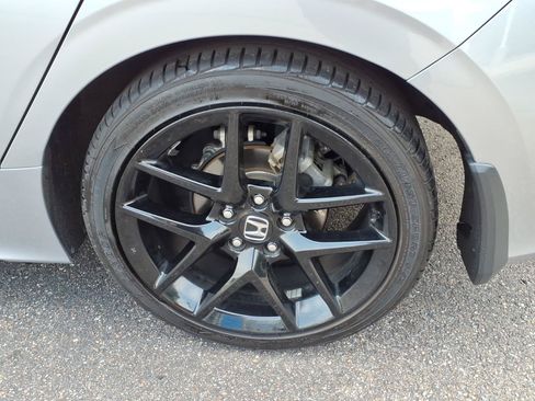Used 2023 Honda Civic Sport image 12