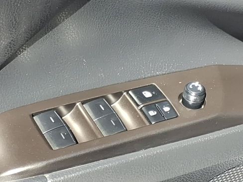 Certified 2023 Toyota Camry SE FWD image 14