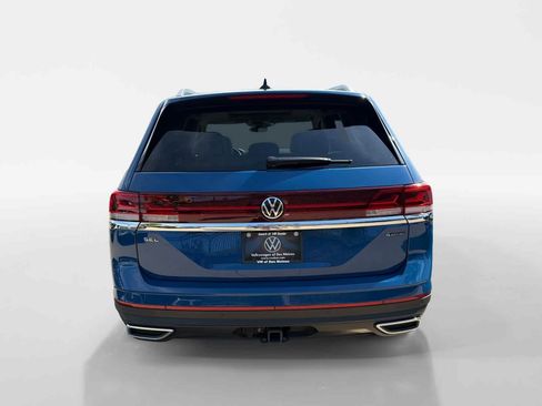 Used 2025 Volkswagen Atlas SEL AWD/4WD image 5