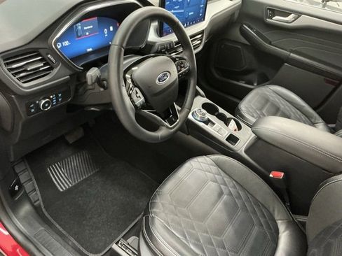 Used 2023 Ford Escape Platinum w/ Premium Technology Package image 15