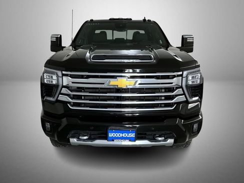 Certified 2024 Chevrolet Silverado 2500 High Country w/ Technology Package image 2