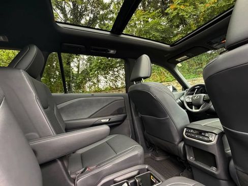 Certified 2026 Lexus TX 350 AWD w/ Technology Package image 30