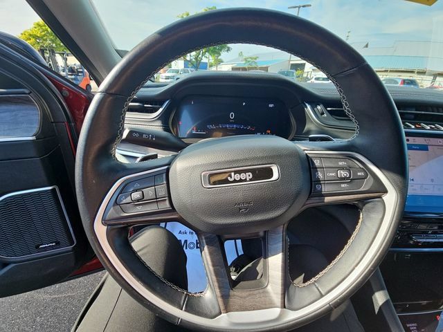 Used 2022 Jeep Grand Cherokee L Limited AWD/4WD image 36