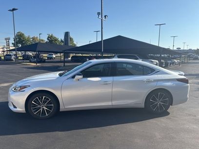Certified 2022 Lexus ES 300h w/ Premium Package