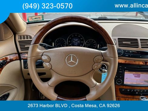 Used 2009 Mercedes-Benz E 350 4MATIC Sedan image 13