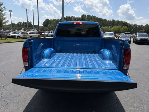 Used 2024 RAM 1500 Classic SLT AWD/4WD image 18